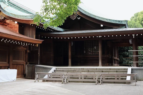 TOKYO, JAPON - 01 octobre 2017 : Le bâtiment du Meiji Shri — Photo